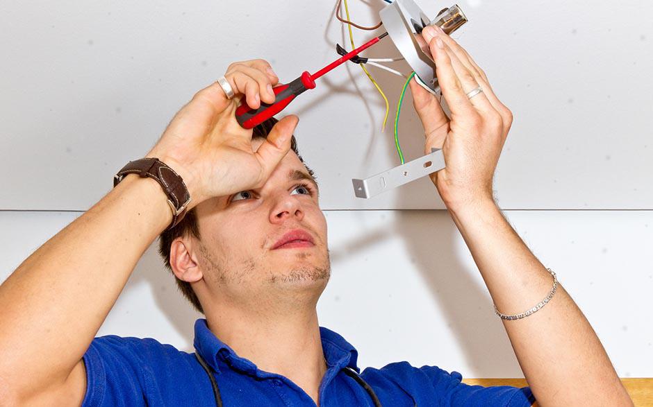 monteur électricien Le Pecq