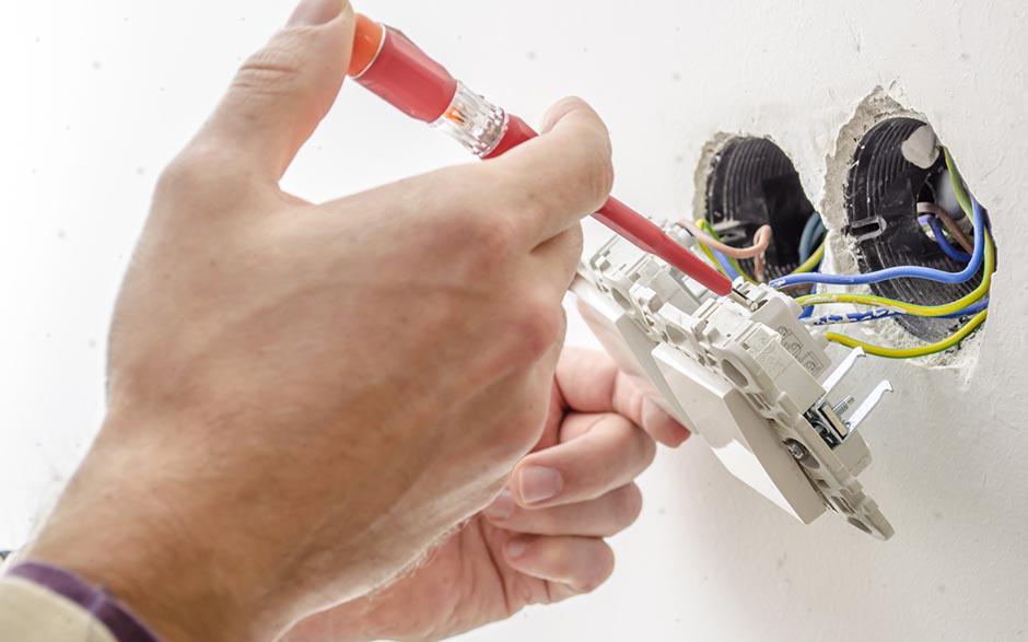 monteur électricien Le Pecq